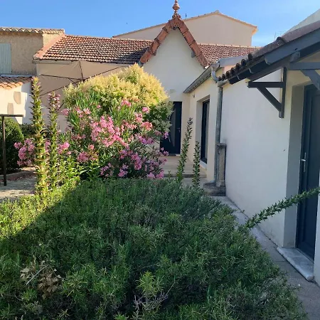 Petite maison près du centre LʼIsle-sur-la-Sorgue Esterno foto